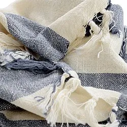 Decken - Kora stripe cotton throw (creme/marineblau)