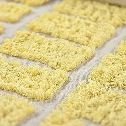Tapis à poils longs - Zola Natural Cotton Shaggy (jaune)