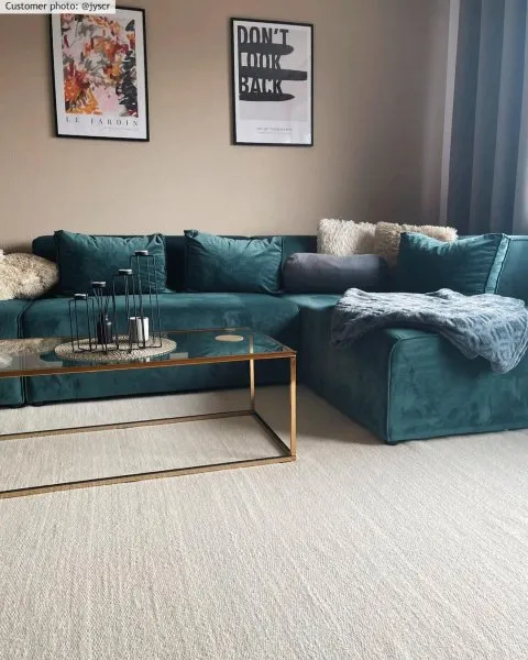 Teppich für grünes Sofa