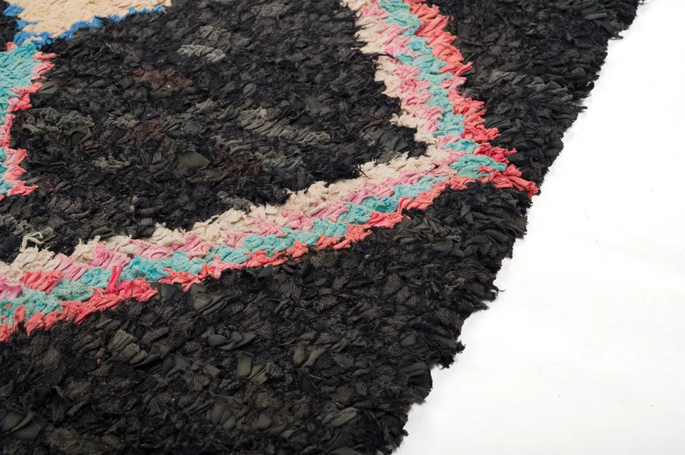 Tapis berbère marocain Boucherouite 235 x 135 cm