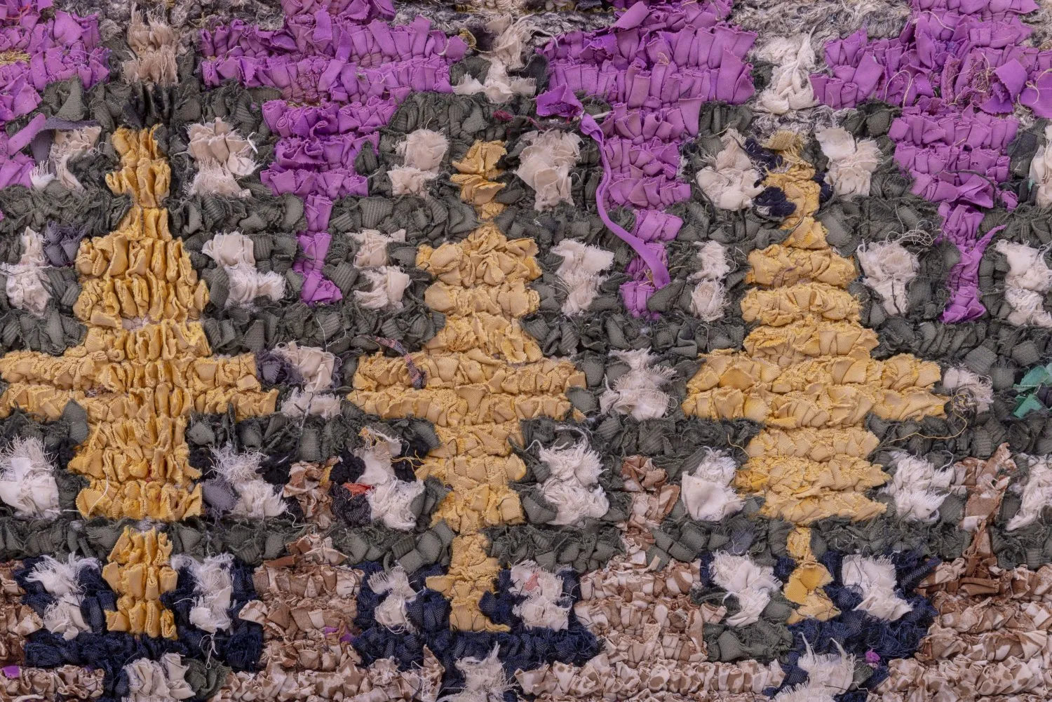 Marokkanischer Berber Teppich Boucherouite 270 x 145 cm