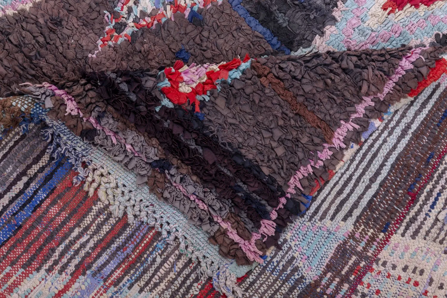 Tapis Marocain Berbère Boucherouite 270 x 150 cm