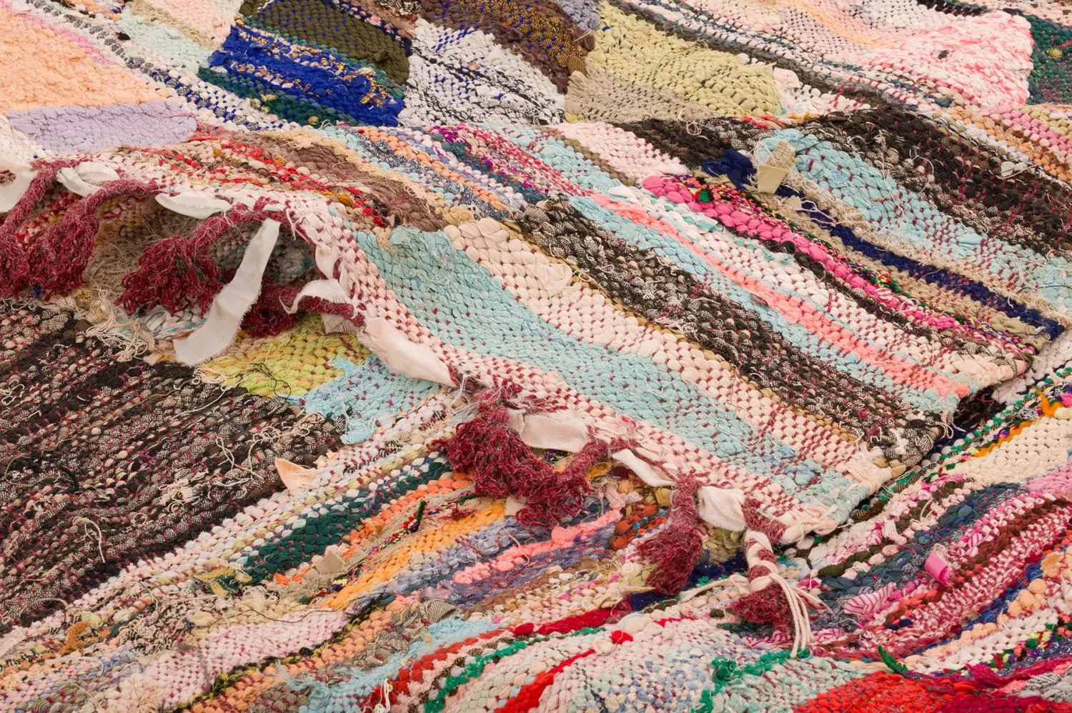 Tapis berbère marocain Boucherouite 140 x 275 cm