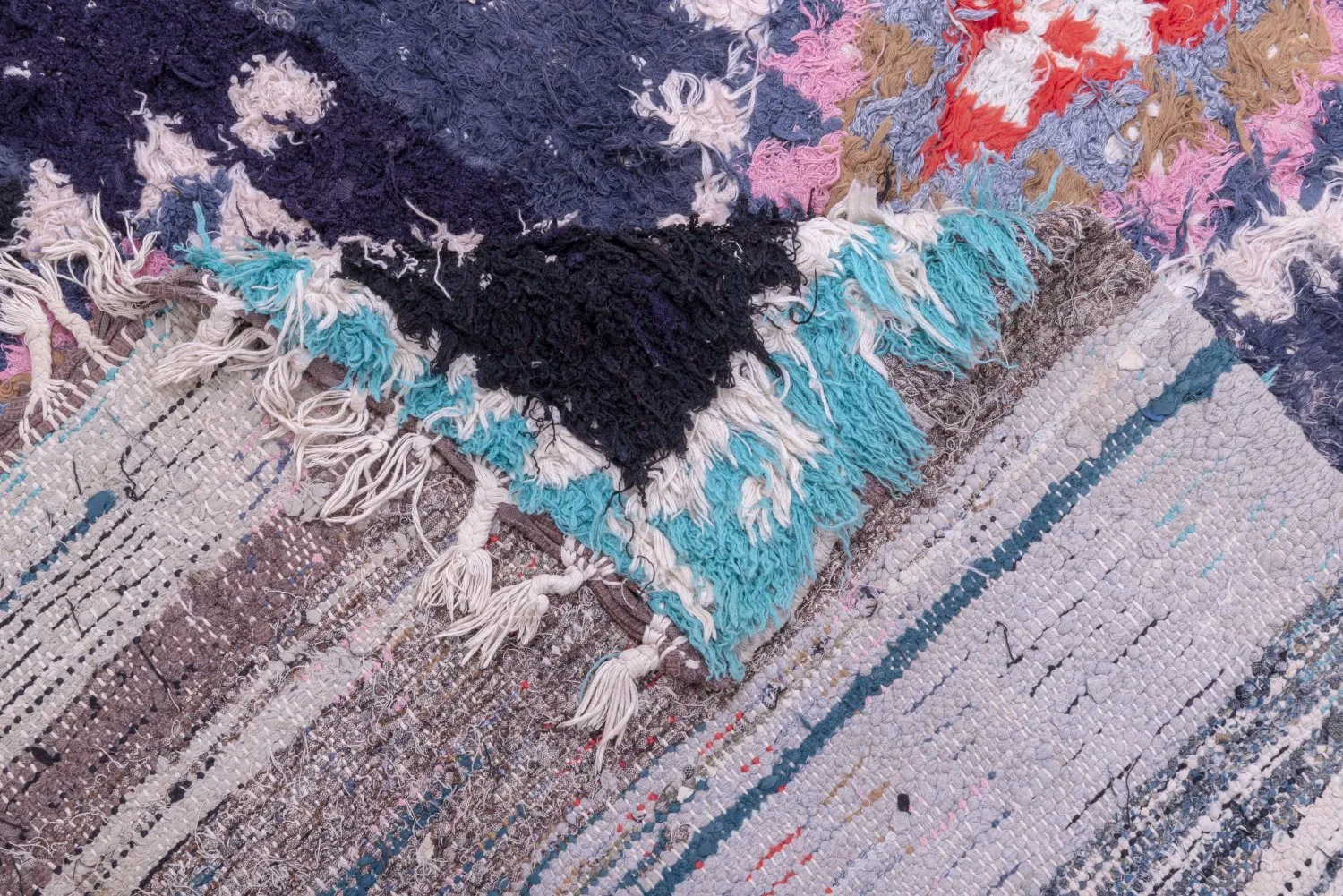 Tapis Marocain Berbère Boucherouite 245 x 135 cm