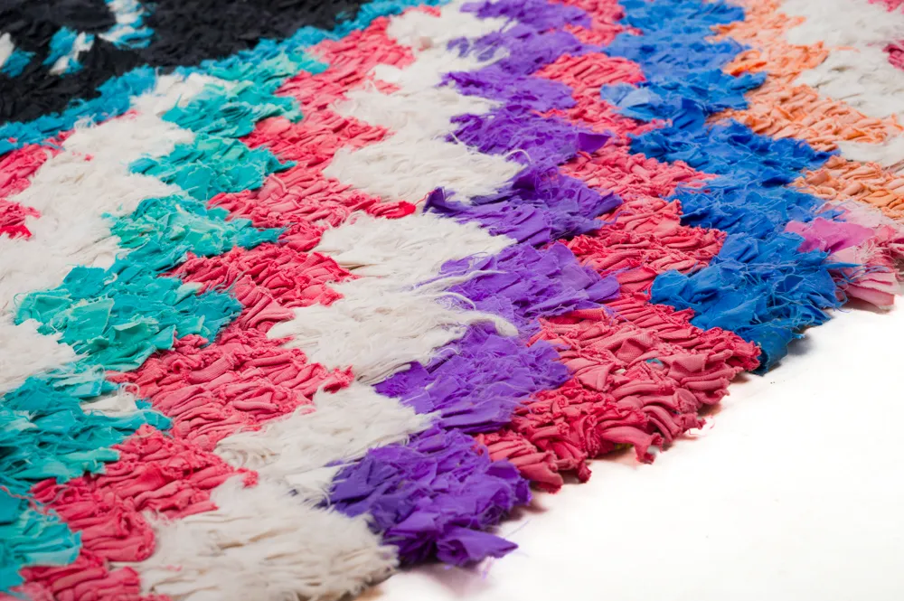 Marokkanischer Berber Teppich Boucherouite 250 x 155 cm