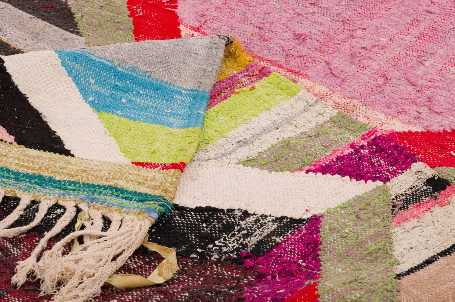 Marokkanischer Berber Teppich Boucherouite 135 x 245 cm