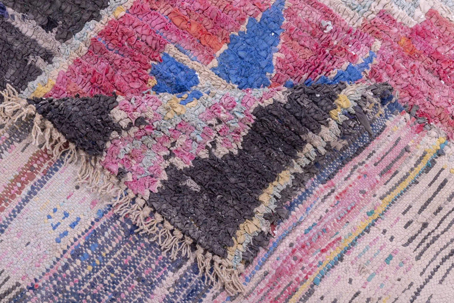 Tapis Marocain Berbère Boucherouite 225 x 130 cm