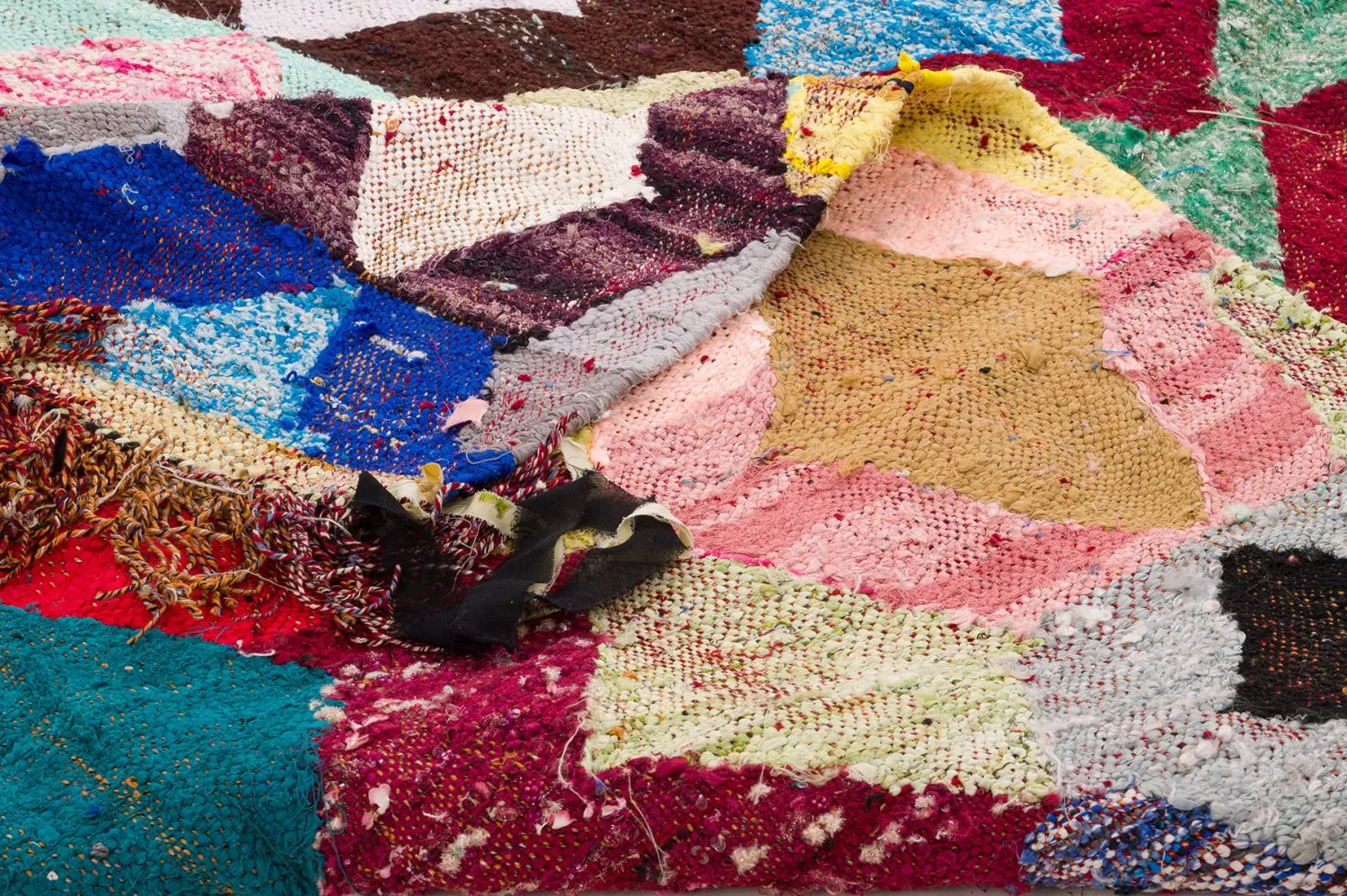 Tapis berbère marocain Boucherouite 150 x 255 cm