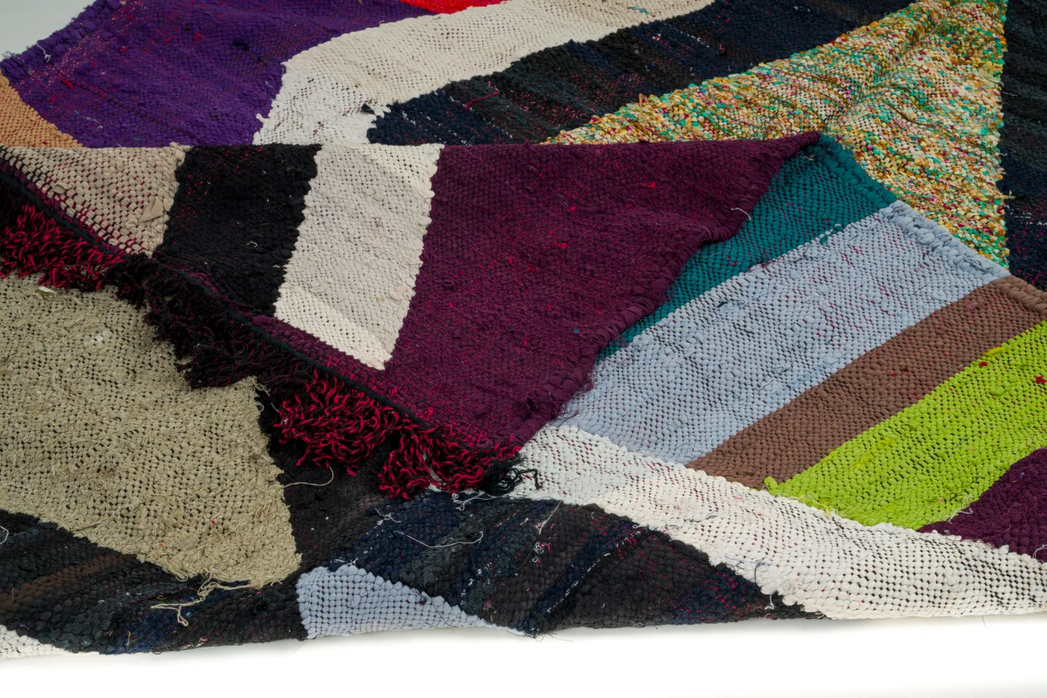 Tapis berbère marocain Boucherouite 135 x 255 cm