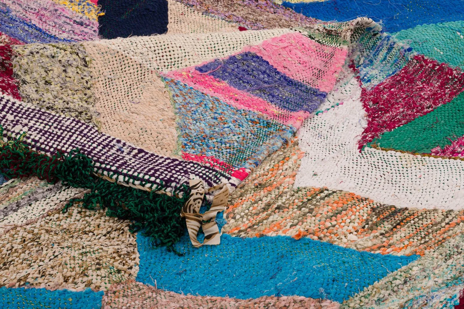 Marokkanischer Berber Teppich Boucherouite 130 x 275 cm