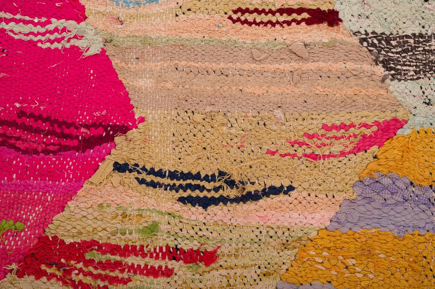 Tapis berbère marocain Boucherouite 140 x 250 cm