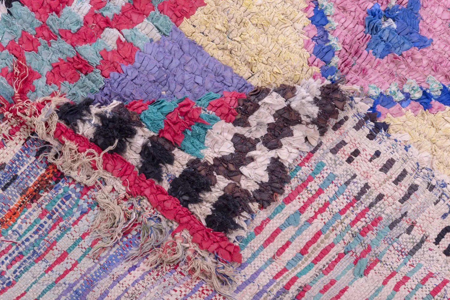 Tapis Marocain Berbère Boucherouite 225 x 125 cm