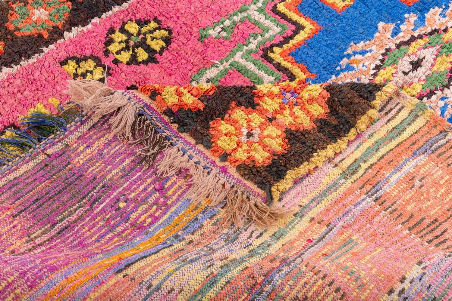 Tapis Marocain Berbère Boucherouite 270 x 140 cm