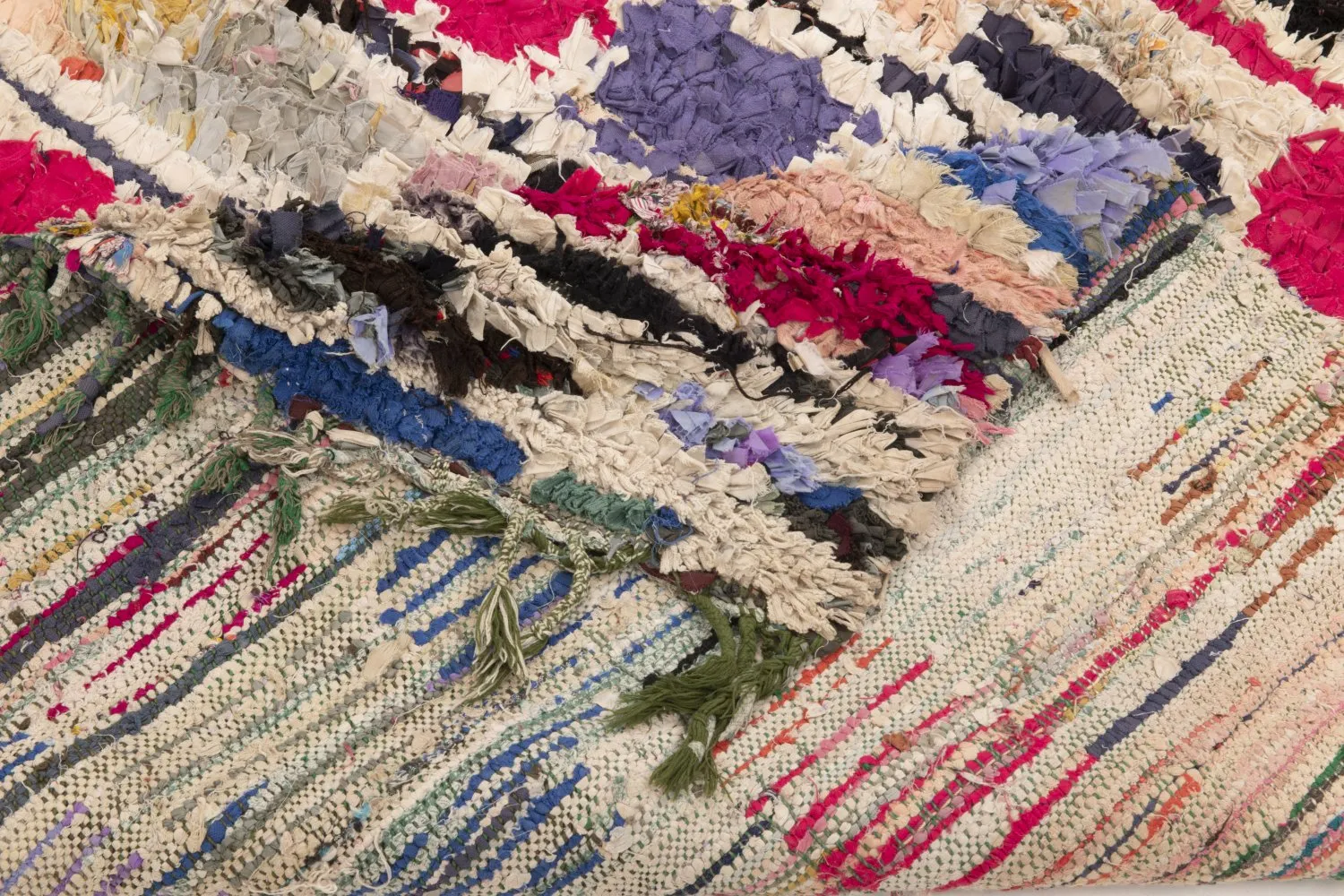 Marokkanische Berber Teppich Boucherouite 230 x 135 cm