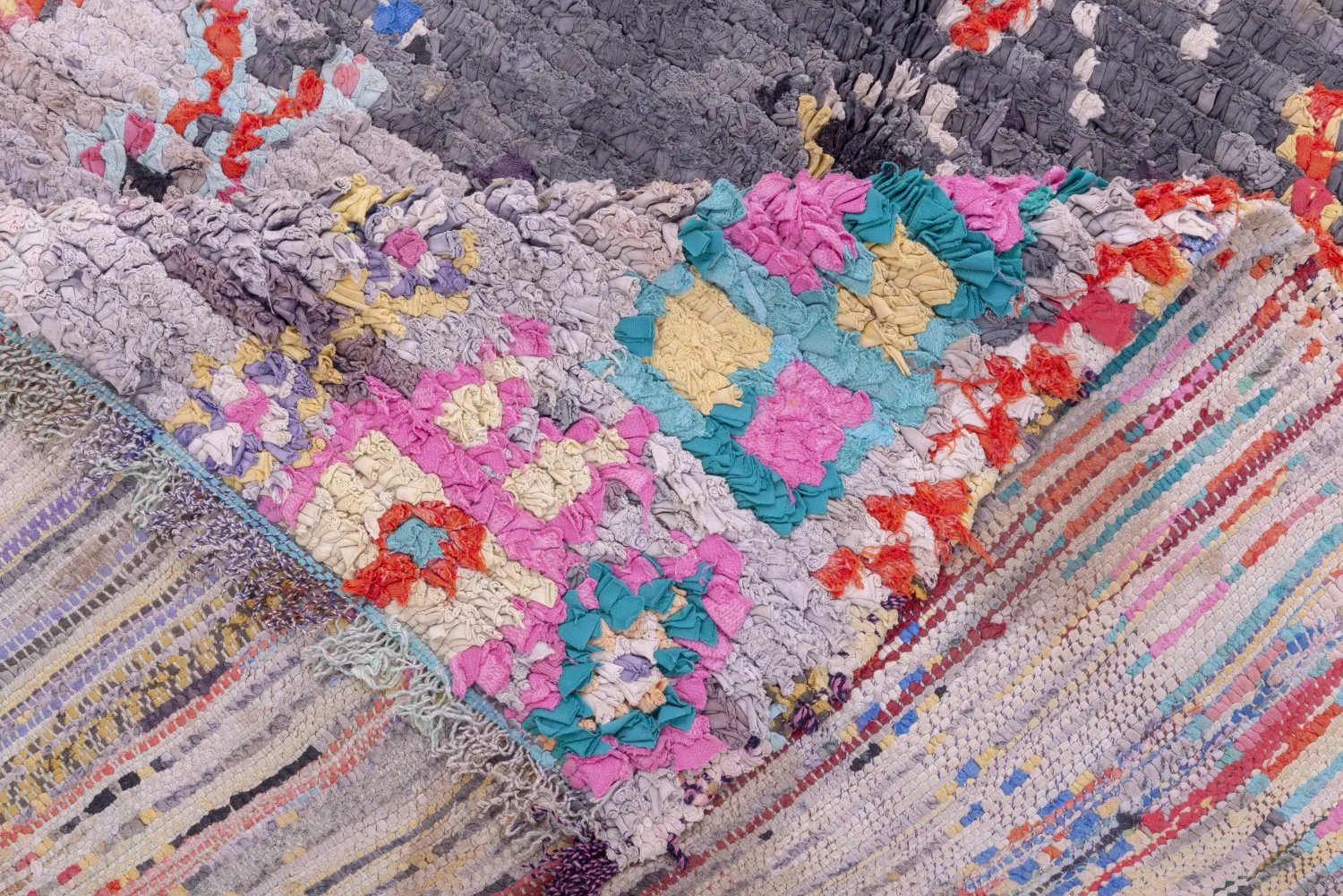 Marokkanische Berber Teppich Boucherouite 230 x 125 cm