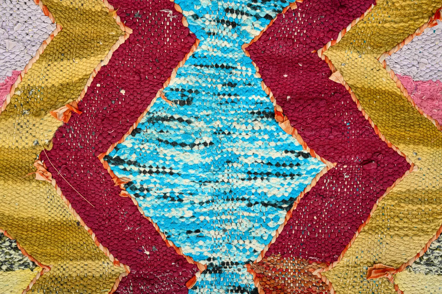 Tapis berbère marocain Boucherouite 125 x 215 cm