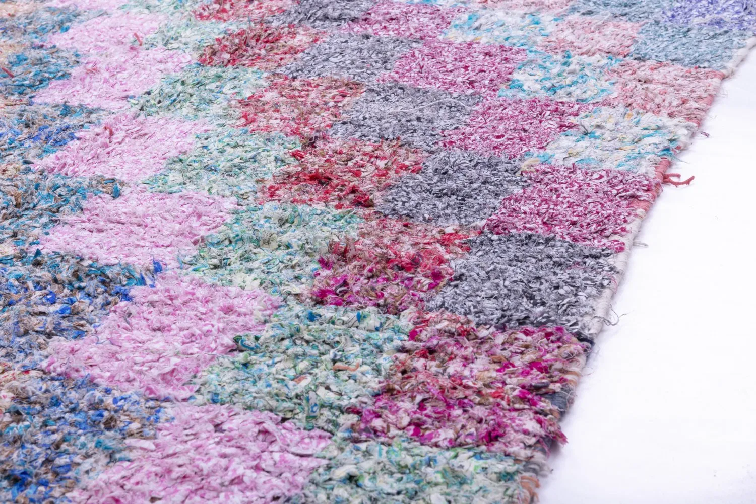 Marokkanischer Berber Teppich Boucherouite 210 x 105 cm