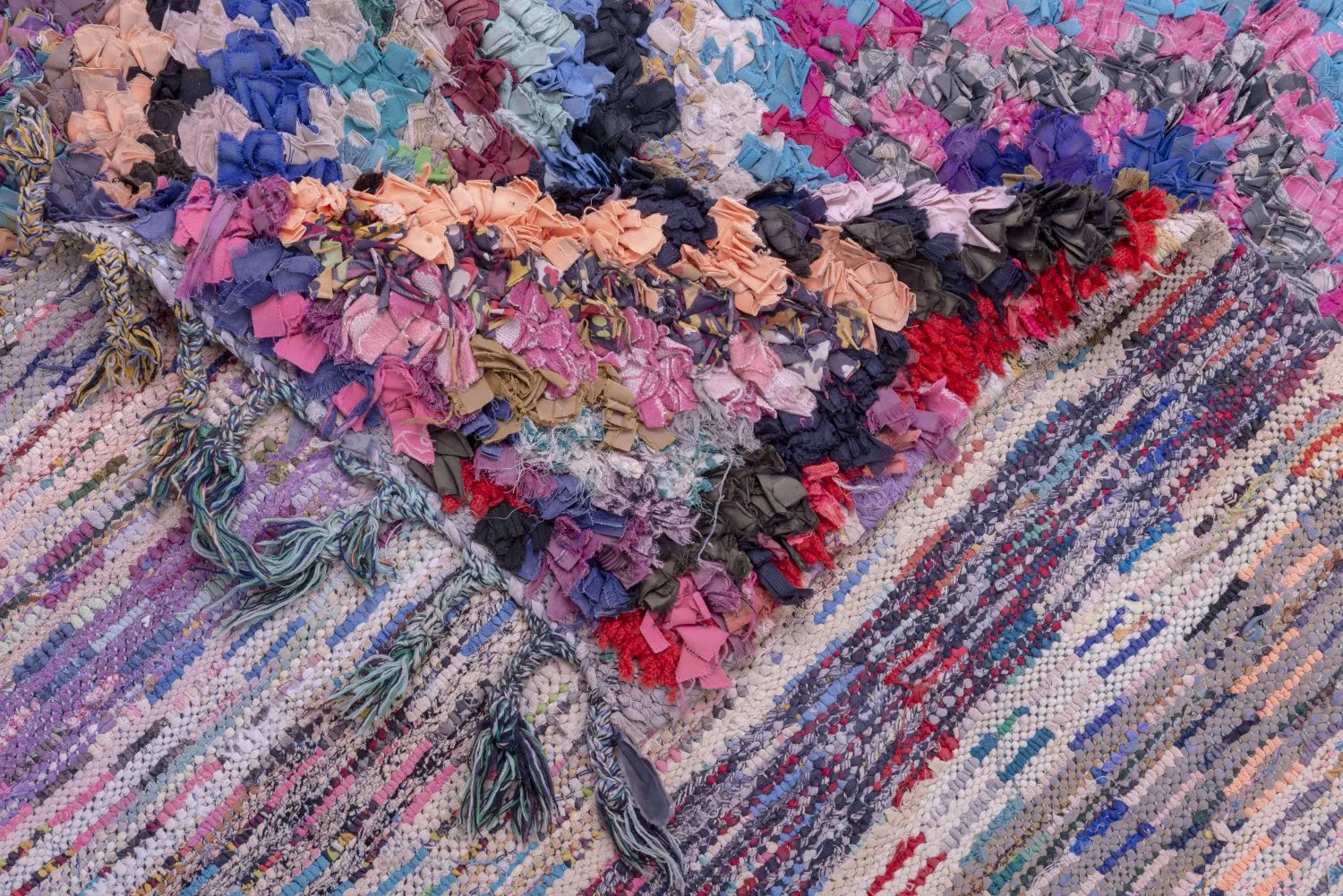 Tapis Marocain Berbère Boucherouite 230 x 135 cm