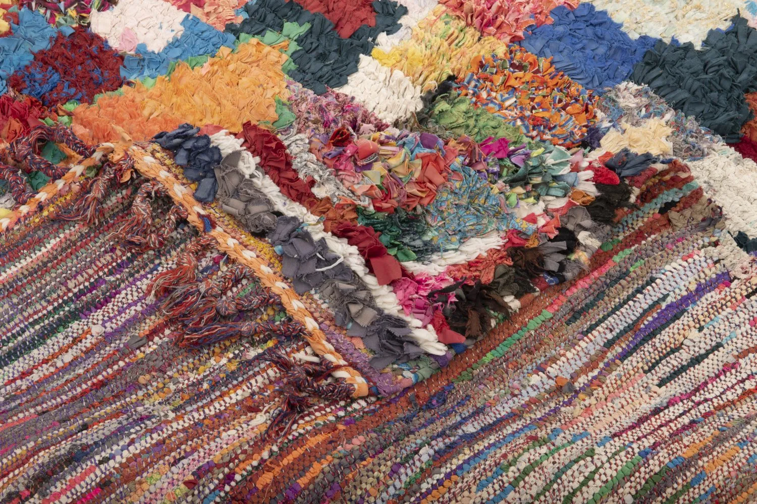 Marokkanischer Berber Teppich Boucherouite 210 x 150 cm