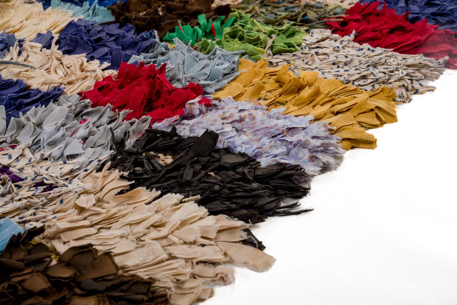 Marokkanische Berber Teppich Boucherouite 380 x 105 cm