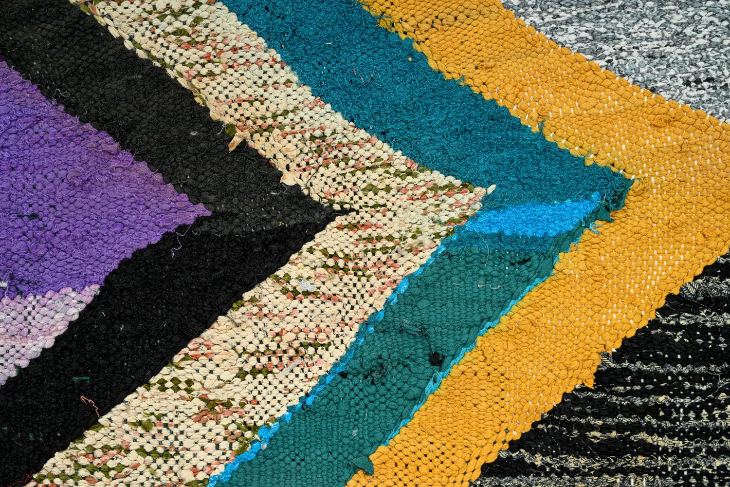 Marockansk Boucherouite-matta 140 x 235 cm