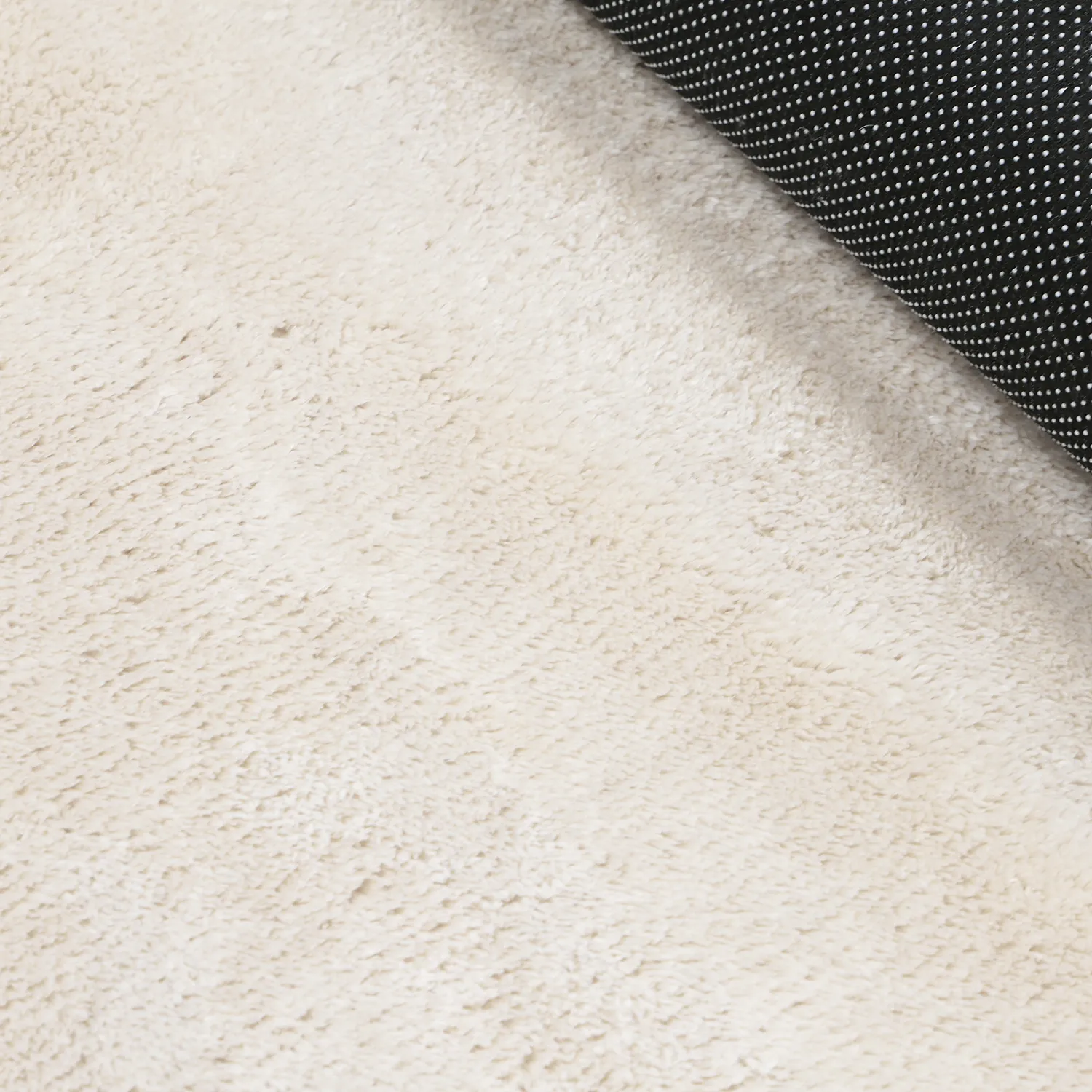 Tapis Shaggy Ondulé Asymétrique - Aranga Super Soft Fur (beige)