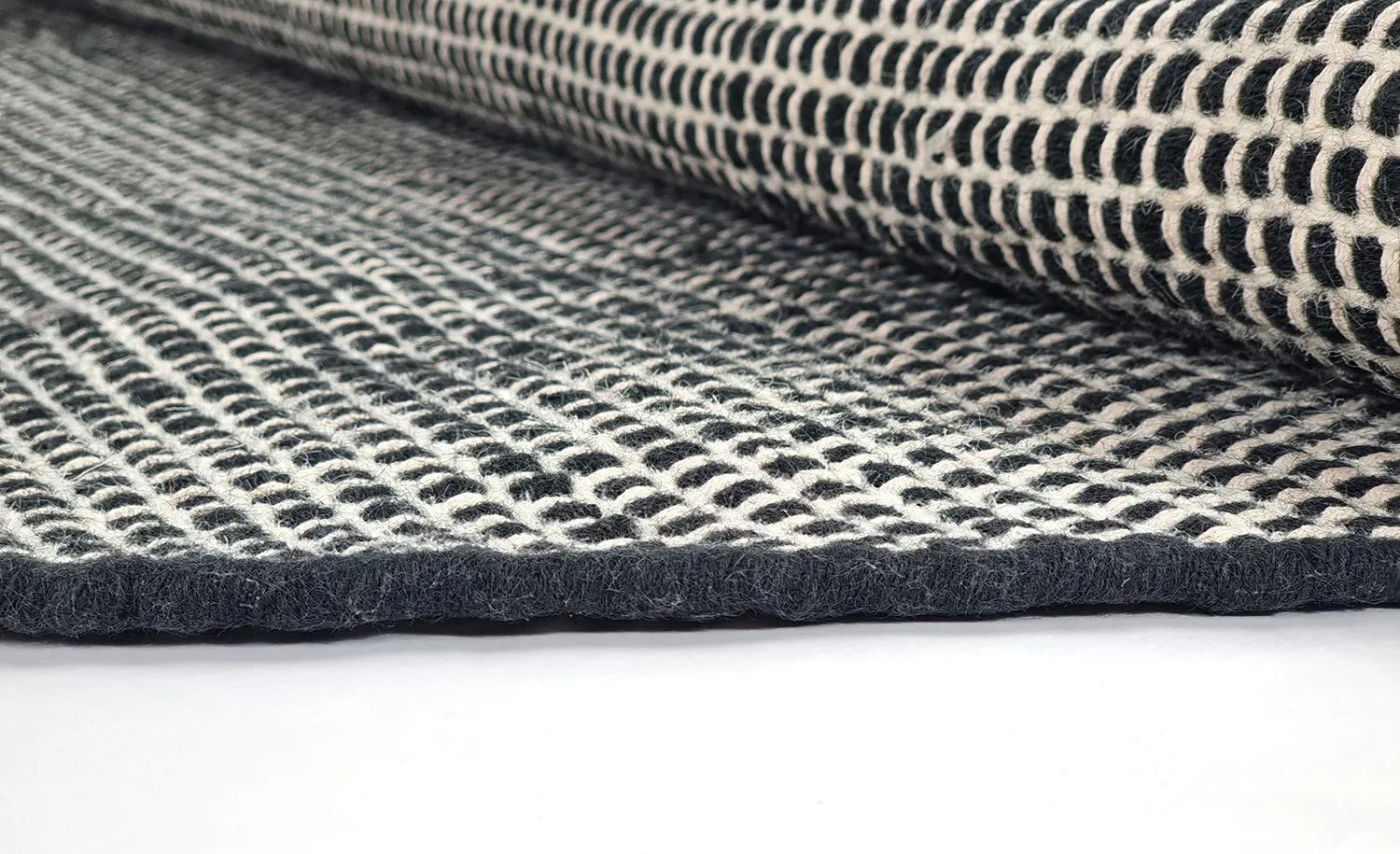 Runde Teppiche - Coastal (schwarz/weiß)