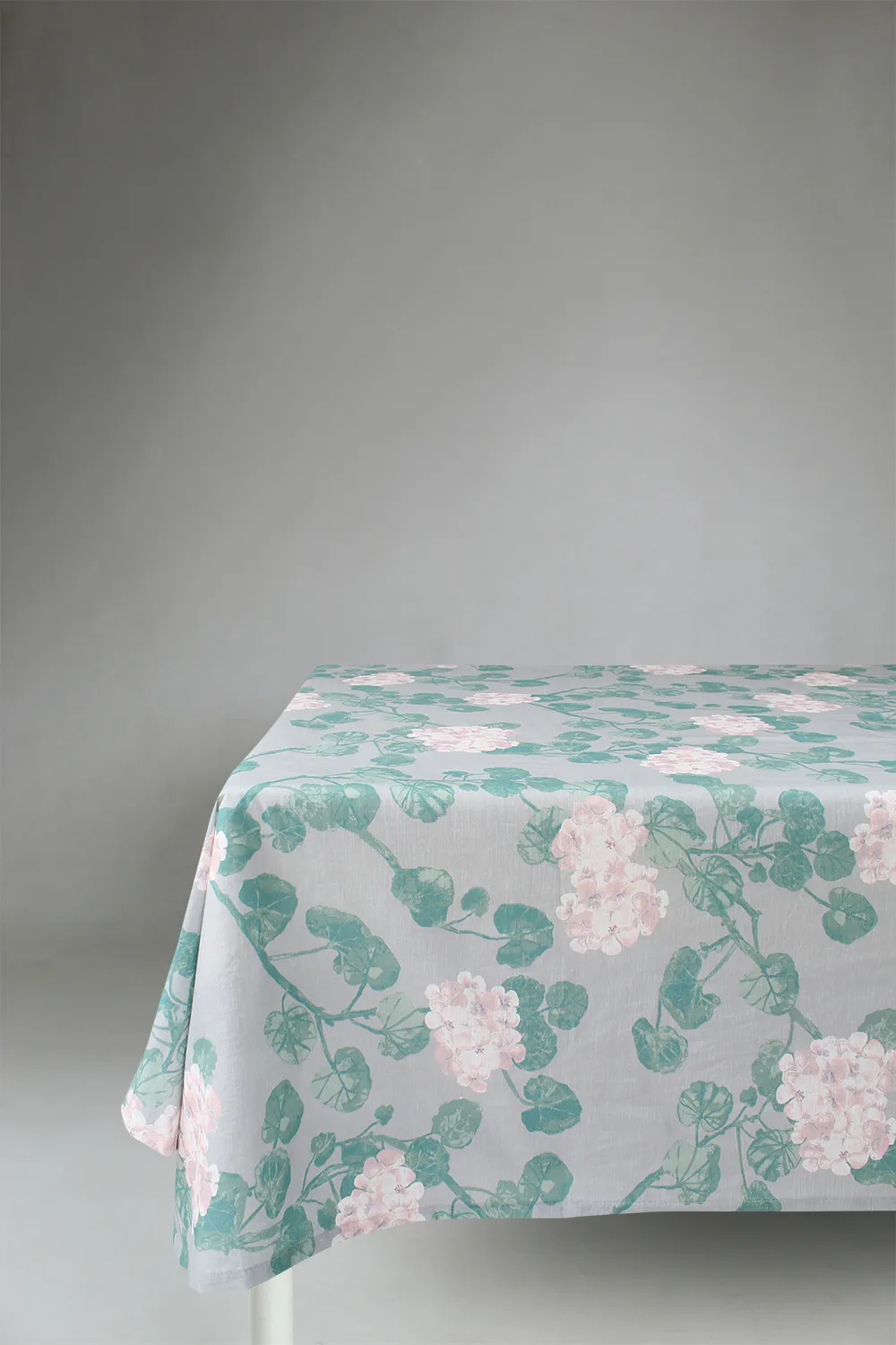 Nappe en coton Amara (gris/rose)