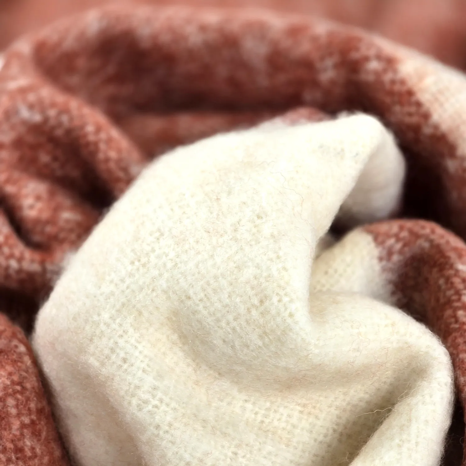 Decken - Überwurf aus Wollmischung - Carrie (rosa)