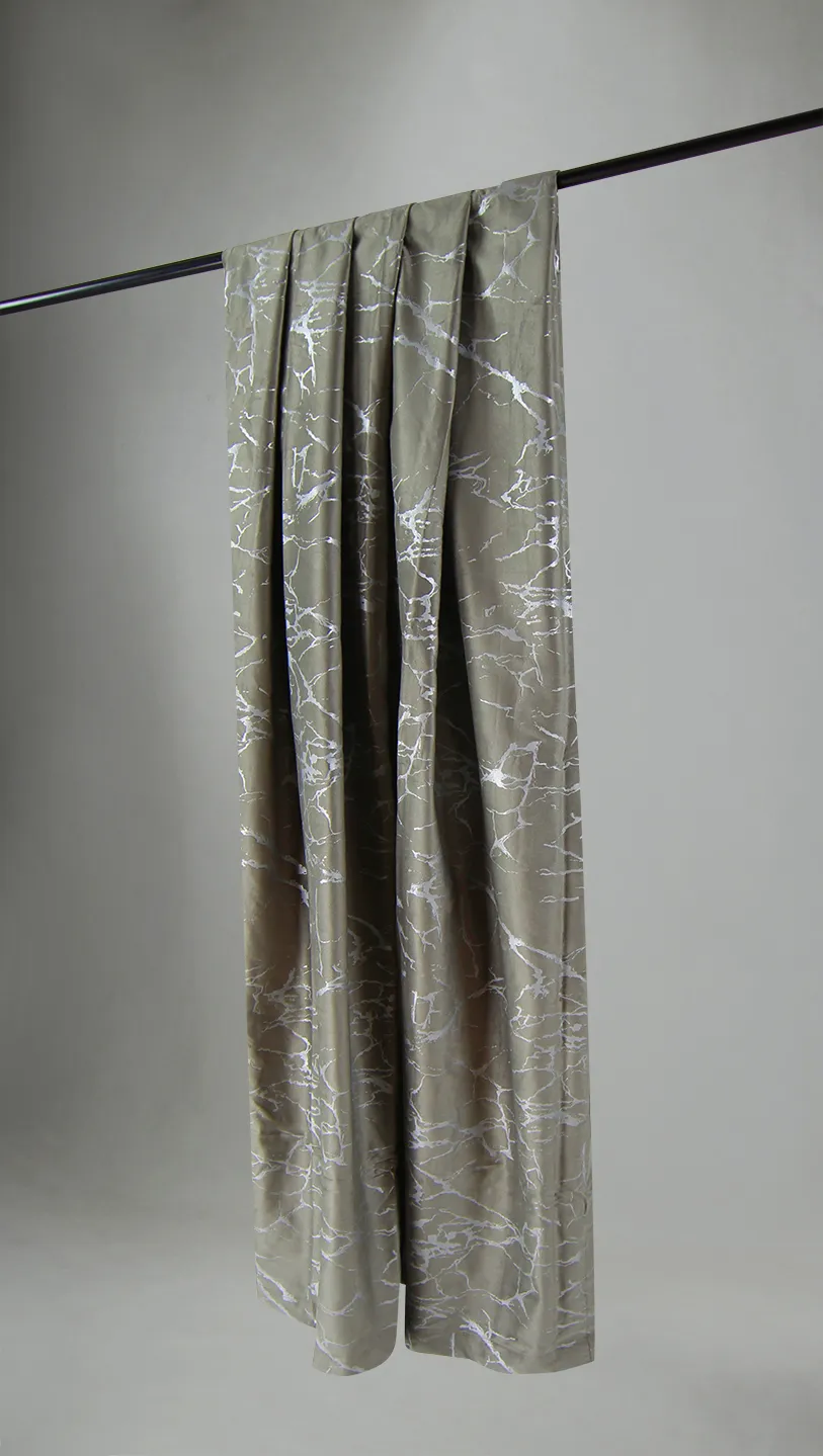 Vorhänge - Samtvorhang Florina (grün)