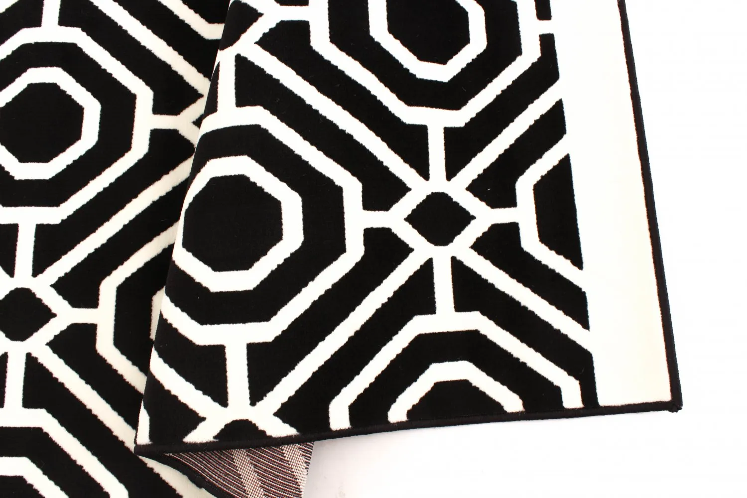 Wilton-Teppich - Florence Blackpool (schwarz)