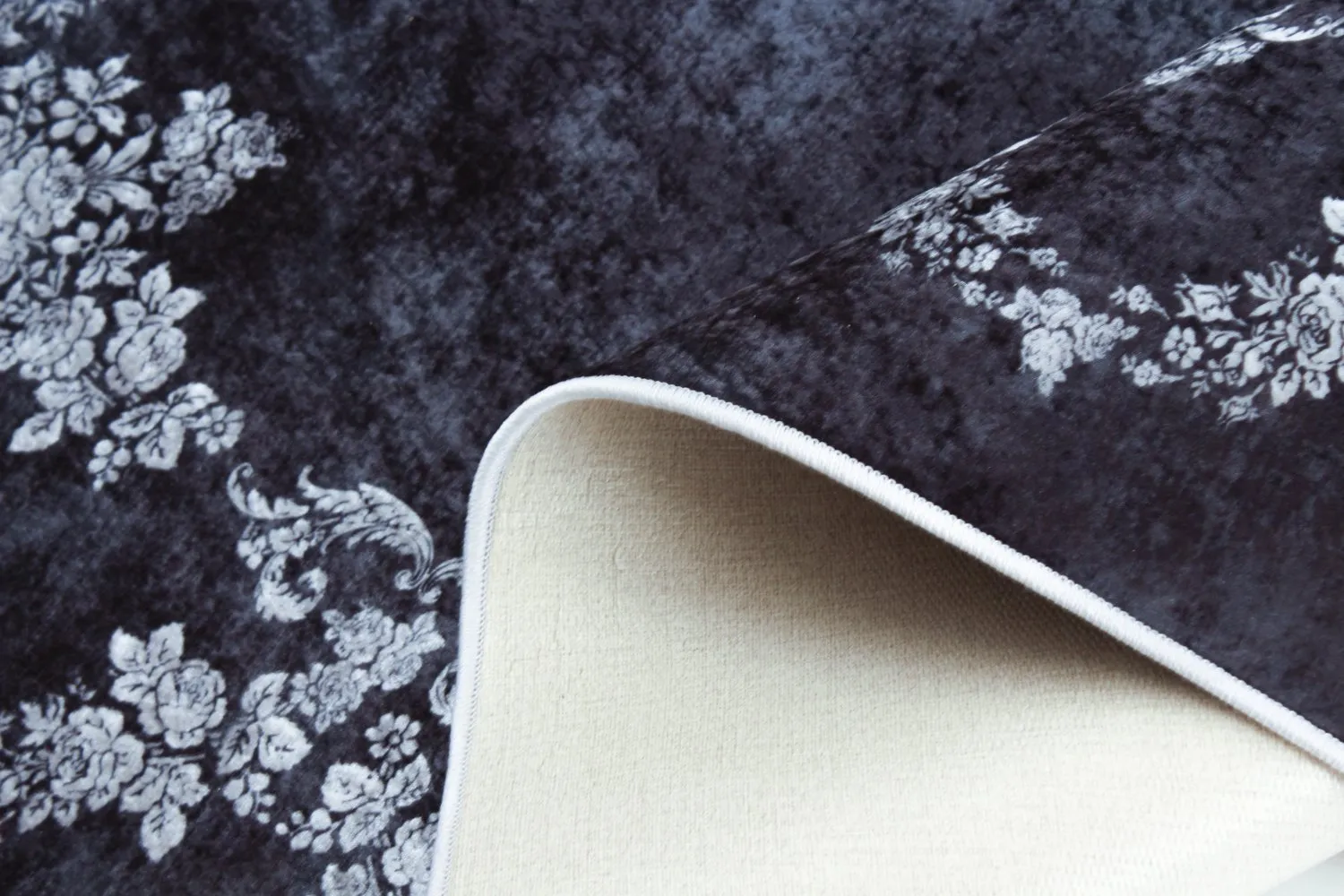 Wilton-Teppich - Nefta (schwarz)