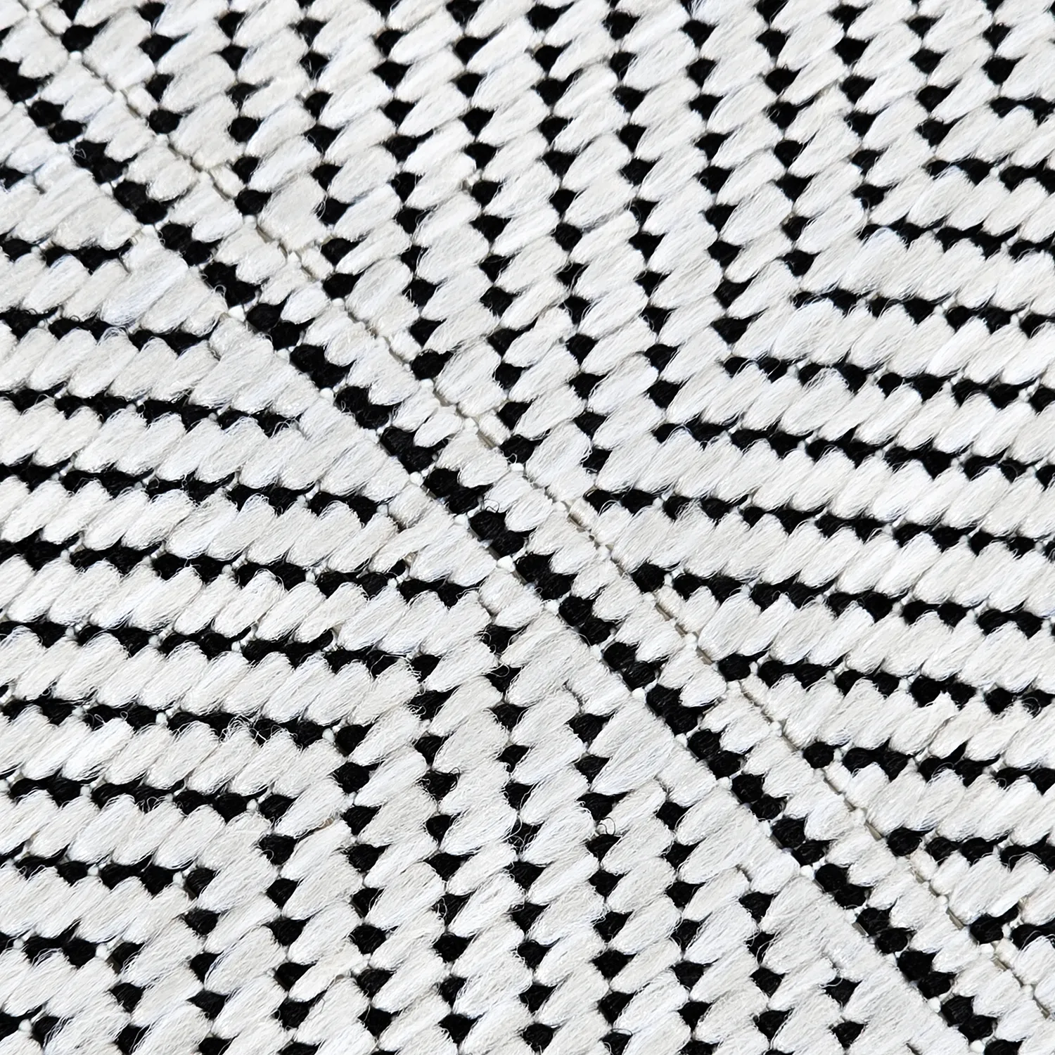 Teppich für innen und außen - utomhusmatta - Ava (schwarz)