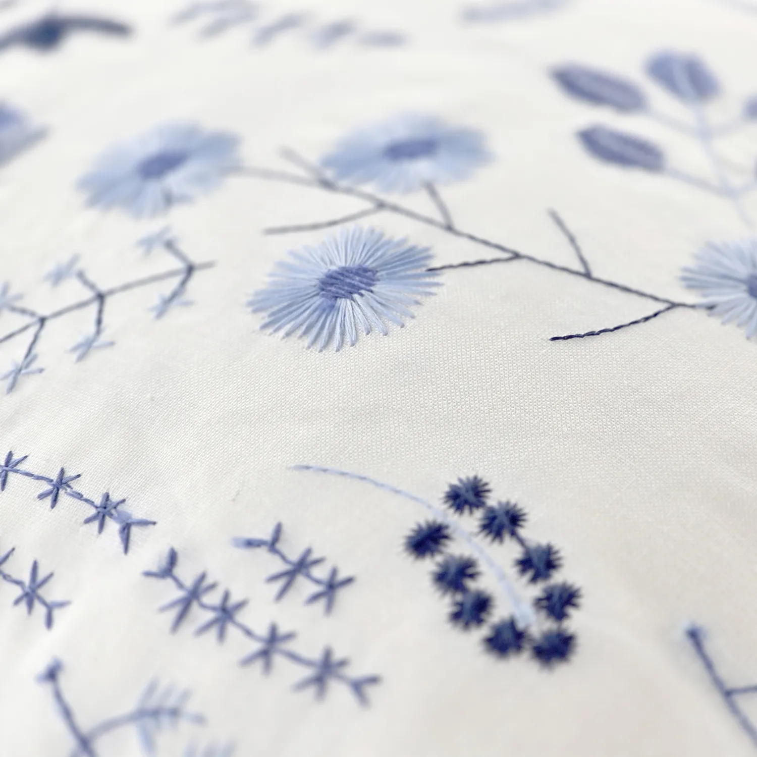 Kissenbezug - Stavanger Embroidered Cushion Cover (mehrfarbig)