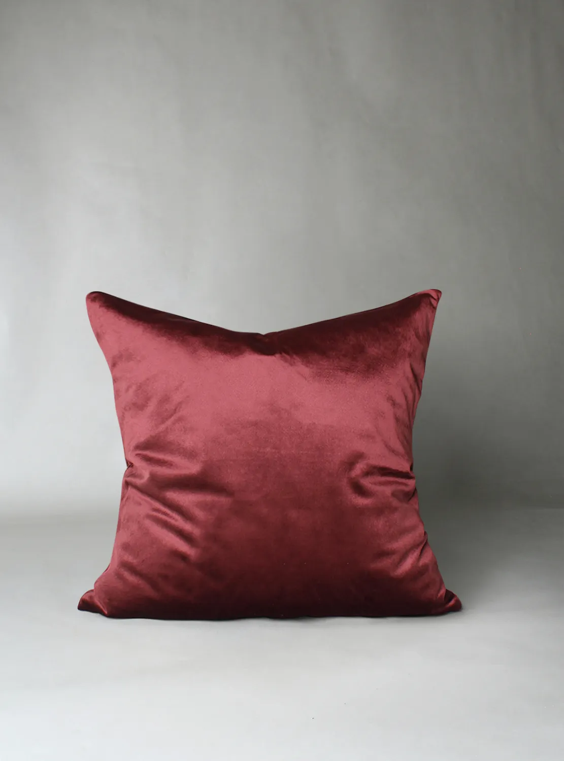 Housse de coussin Marlyn en velours (bordeaux)