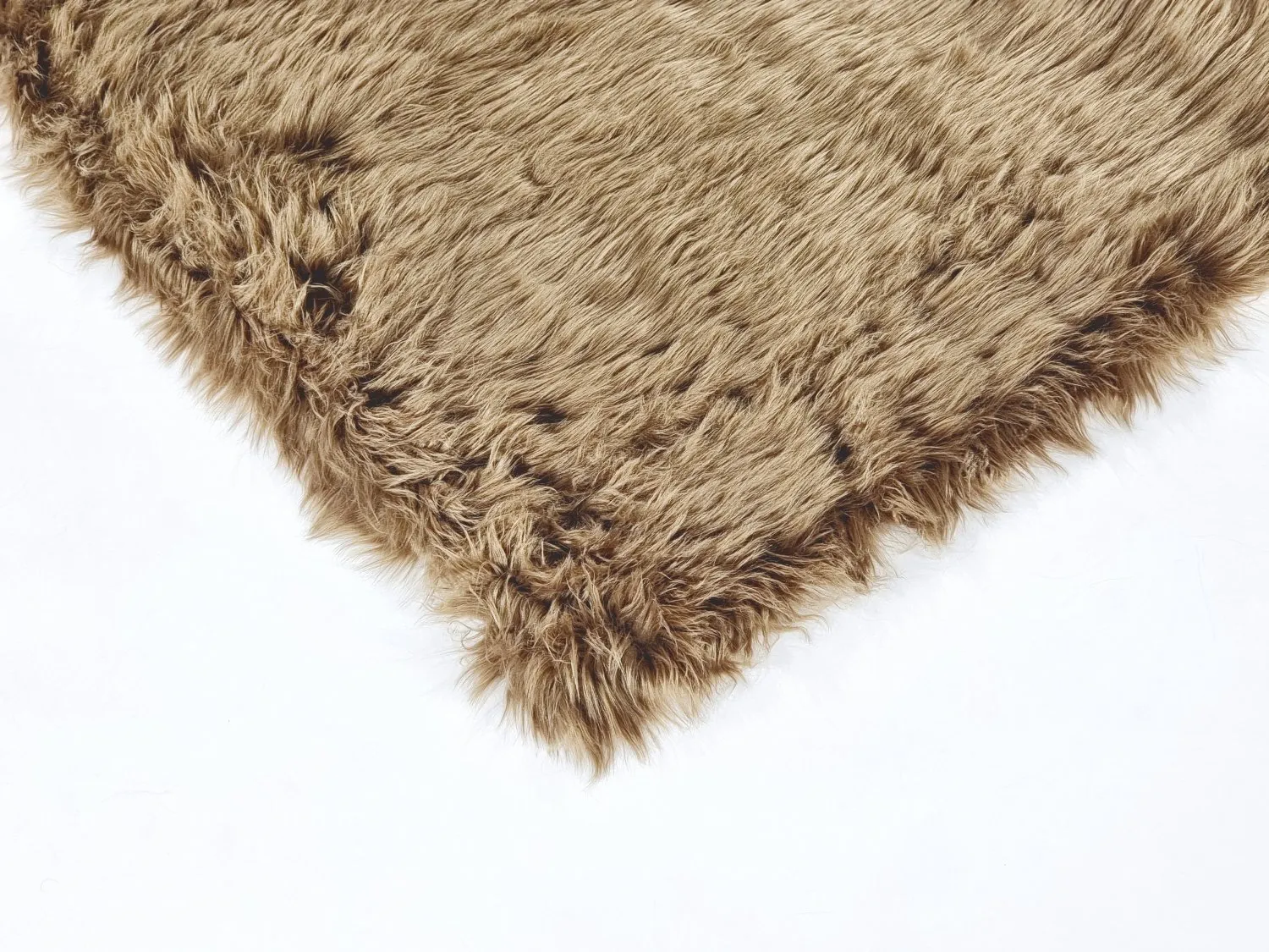 Tapis à poils longs - Pomaire (marron)