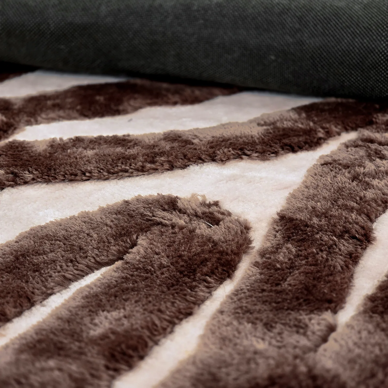 Hochflorteppiche - Akaba (braun/hellrosa)