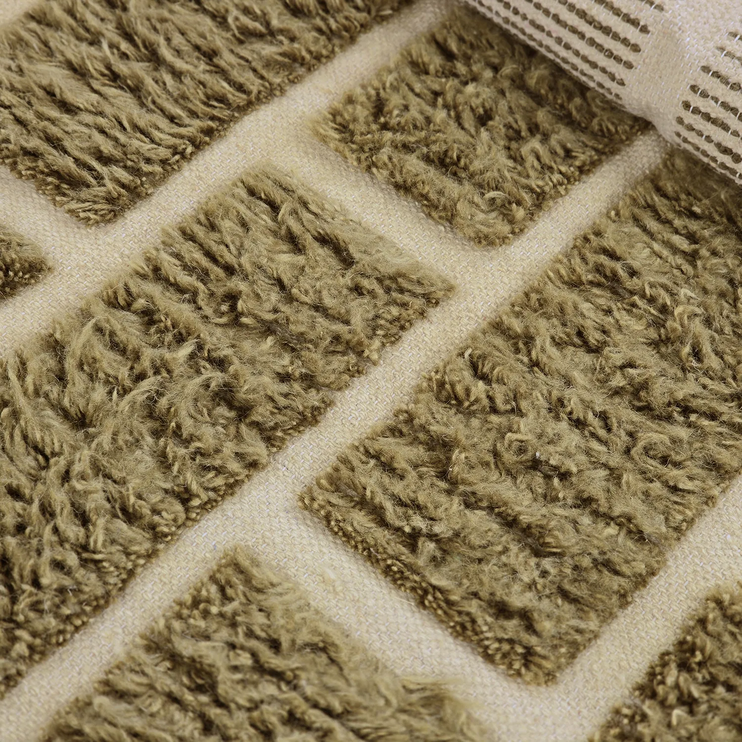 Hochflorteppiche - Leknes Hand Woven Wool Shaggy (grün)