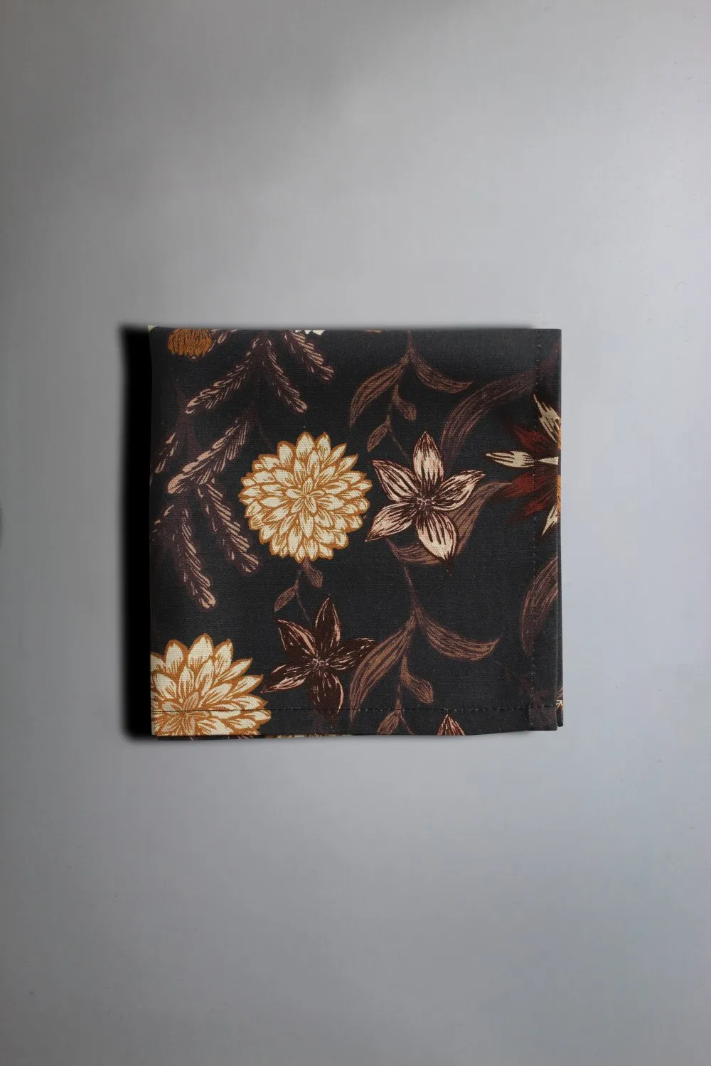 Serviettes de table en tissu - lot de 4 Lotten (gris foncé)