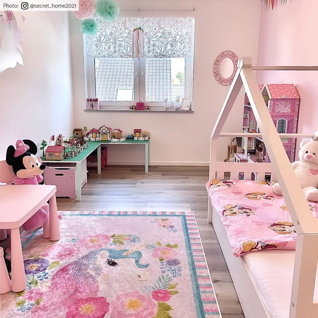 Tapis enfant - Unicorn Flowers (rose)