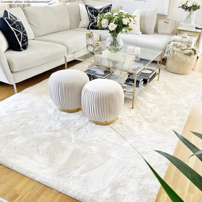 Tapis-rond-pour-canapé-beige